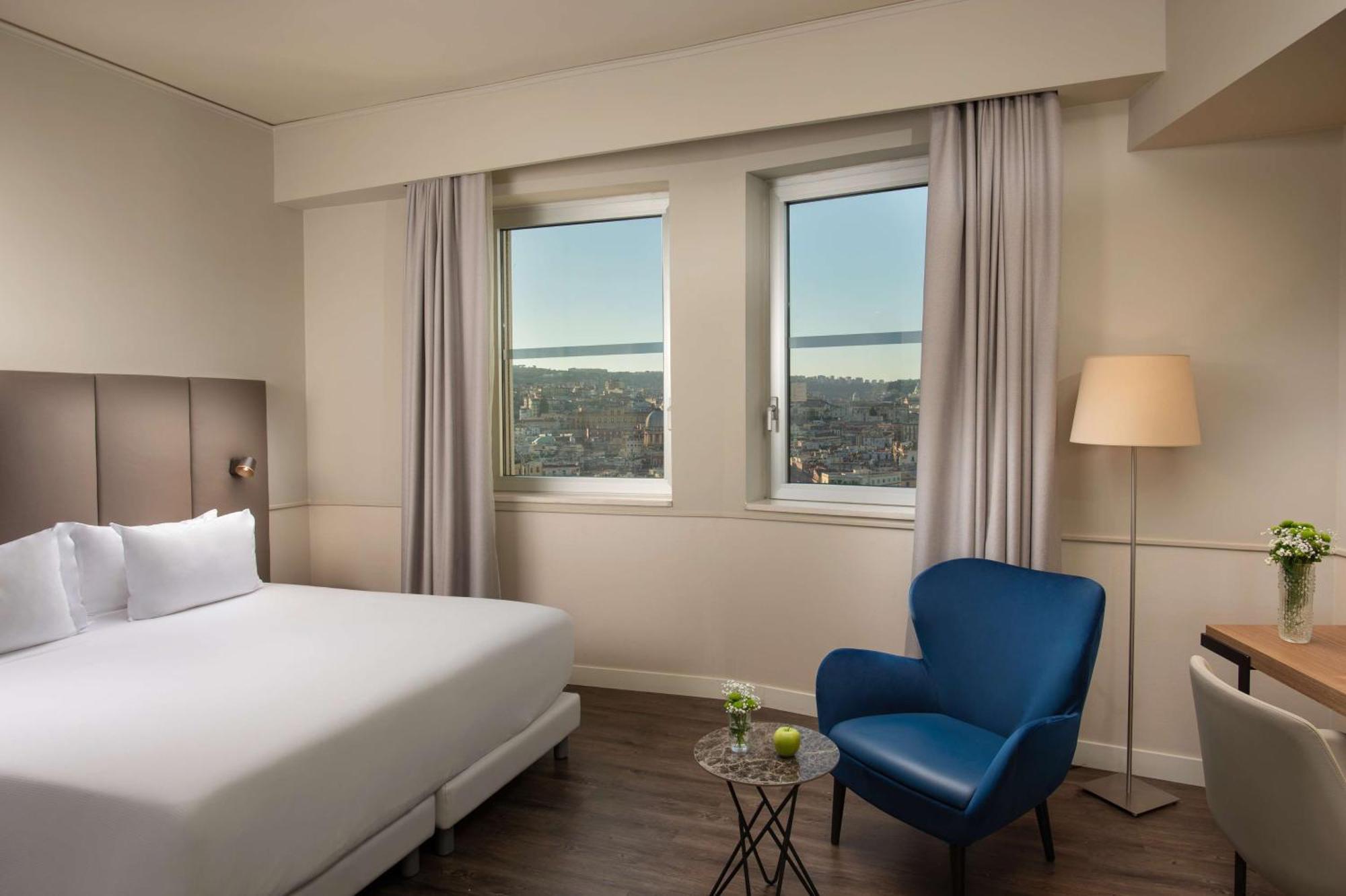 Nh Napoli Panorama Hotel Ngoại thất bức ảnh