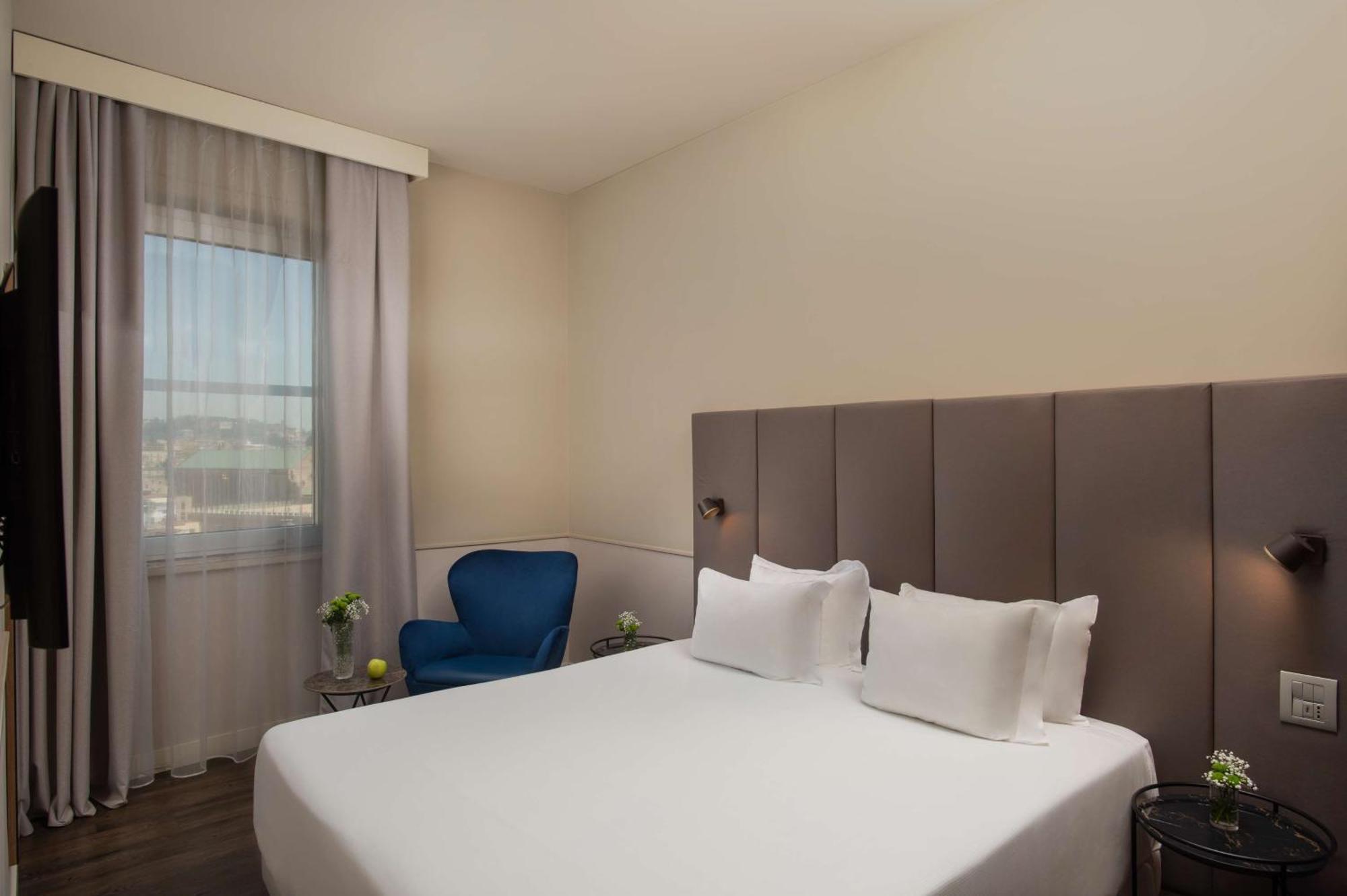 Nh Napoli Panorama Hotel Ngoại thất bức ảnh